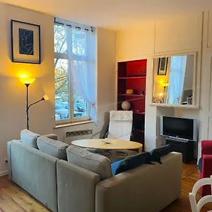  Appartement T2 Sur La Place Du Marché De Wazemmes